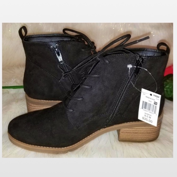 NWT Woman's Comfortable Suede Ankle Boots - Picture 2 of 4